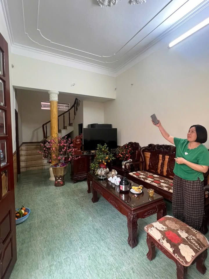 Nhà Riêng Đáp Cầu, Bắc Ninh 4 Ngủ - Ô Tô Vào Tận Nhà!