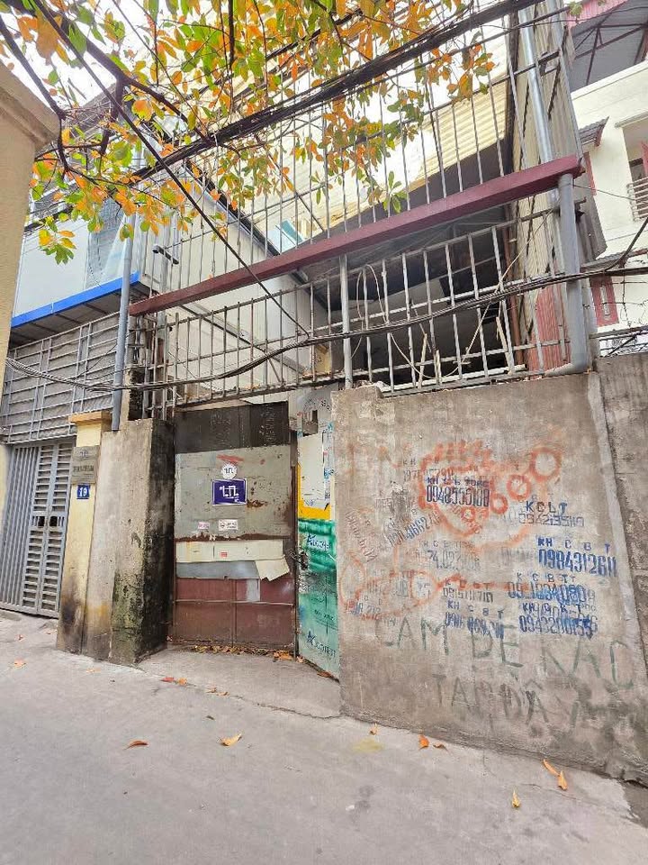 Bán đất Phú Diễn, Bắc Từ Liêm 80m² - Sổ vuông, 20m ra ô tô tránh