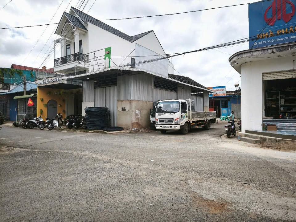 Nhà Phố Xuân Thủy Đức Trọng 134m² – Vị trí đắc địa kinh doanh sầm uất!