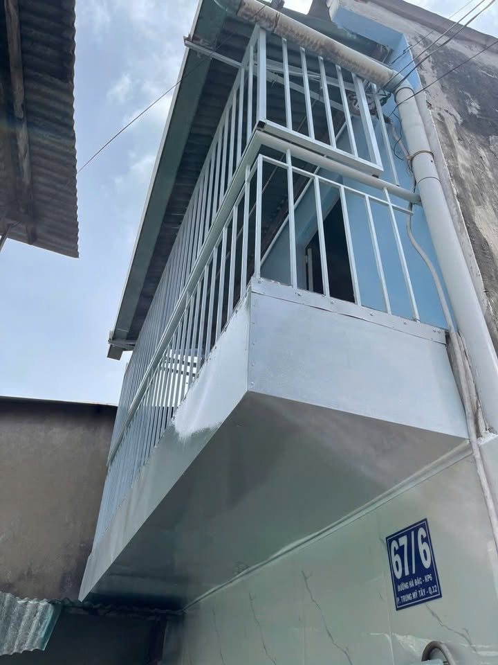 Nhà Trung Mỹ Tây Q12, 20m², Sổ hồng, Giá 1.5 tỷ - Dọn Vào Ở Ngay!