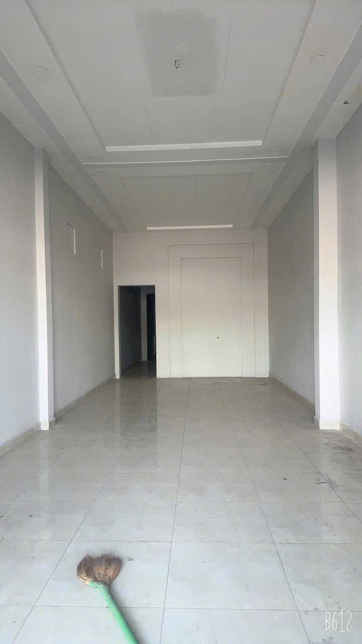 Mặt Tiền Kinh Doanh Bùi Trọng Nghĩa - 90m² Giá 6 Triệu/Tháng
