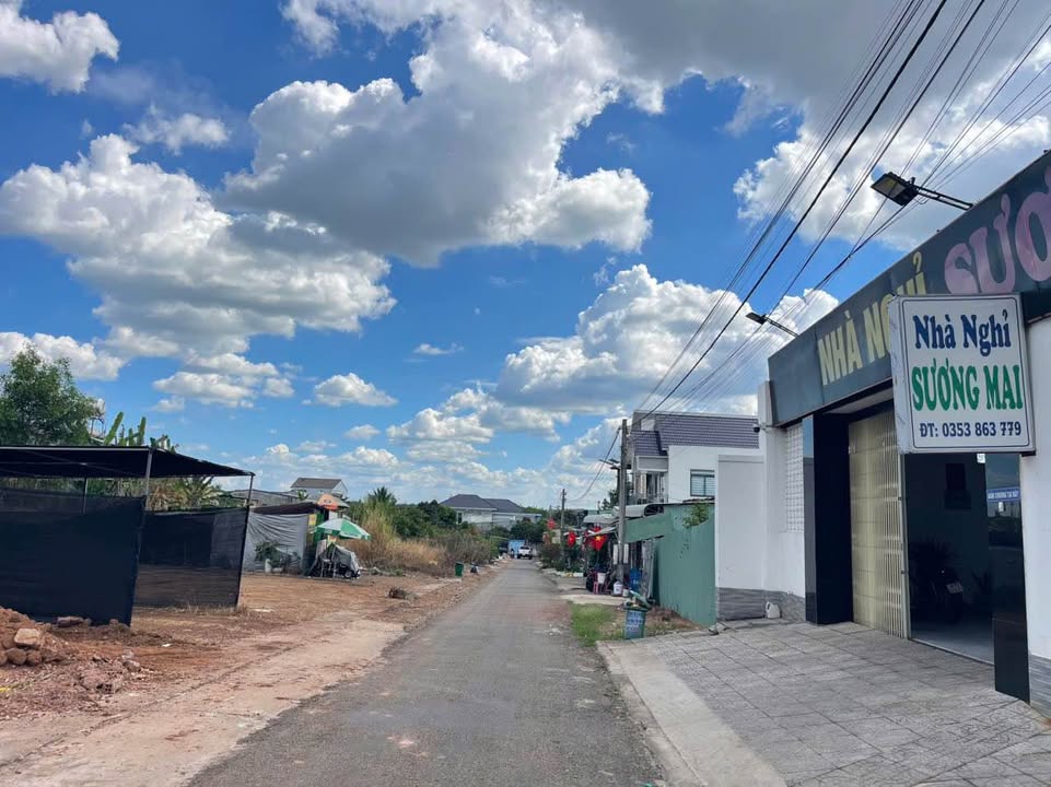 Nhà 80m² Tân Xuân, Đồng Xoài - 1 Tỷ, Sẵn Sàng Ở Ngay!