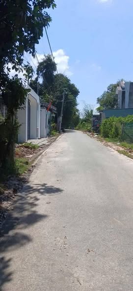 Nhà riêng P. Tân An, TDM 150m² – Ô tô vào tận nhà, sổ hồng sẵn!