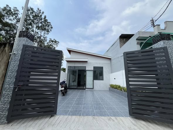 Nhà Hiệp An, TDM 168m² - Ô tô vào tận nhà, giá 2.38 tỷ!