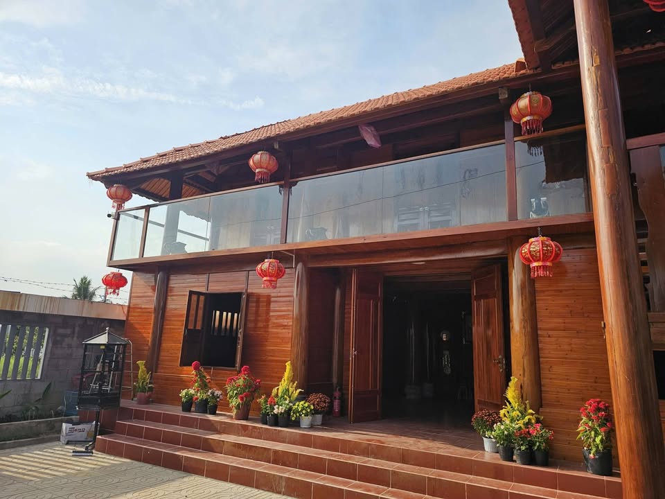 Nhà gỗ Tân Lân Tây Ninh 300m² 6 tỷ - Chính chủ bán