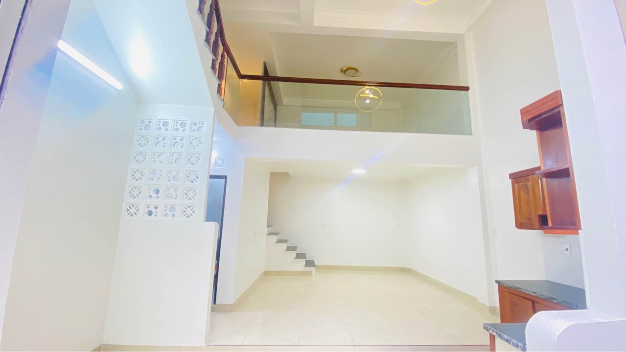 Nhà 3 Tầng Nguyễn Trãi, Thái Bình - 38m², 2 Tỷ - Sẵn Sàng Ở Ngay