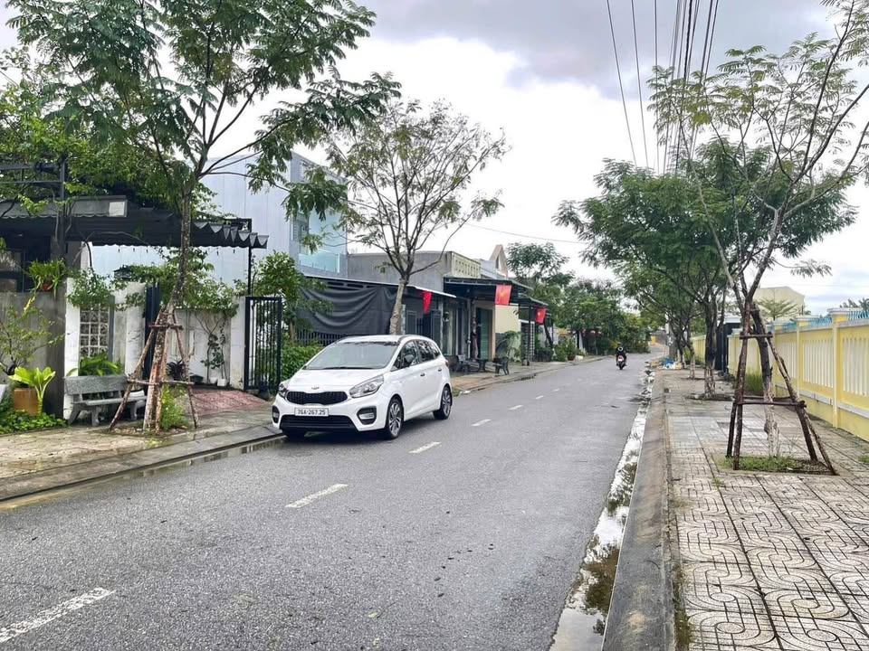 Đất Lô Góc Tịnh Hà 167m² - Trung tâm Sơn Tịnh, Sổ Đỏ