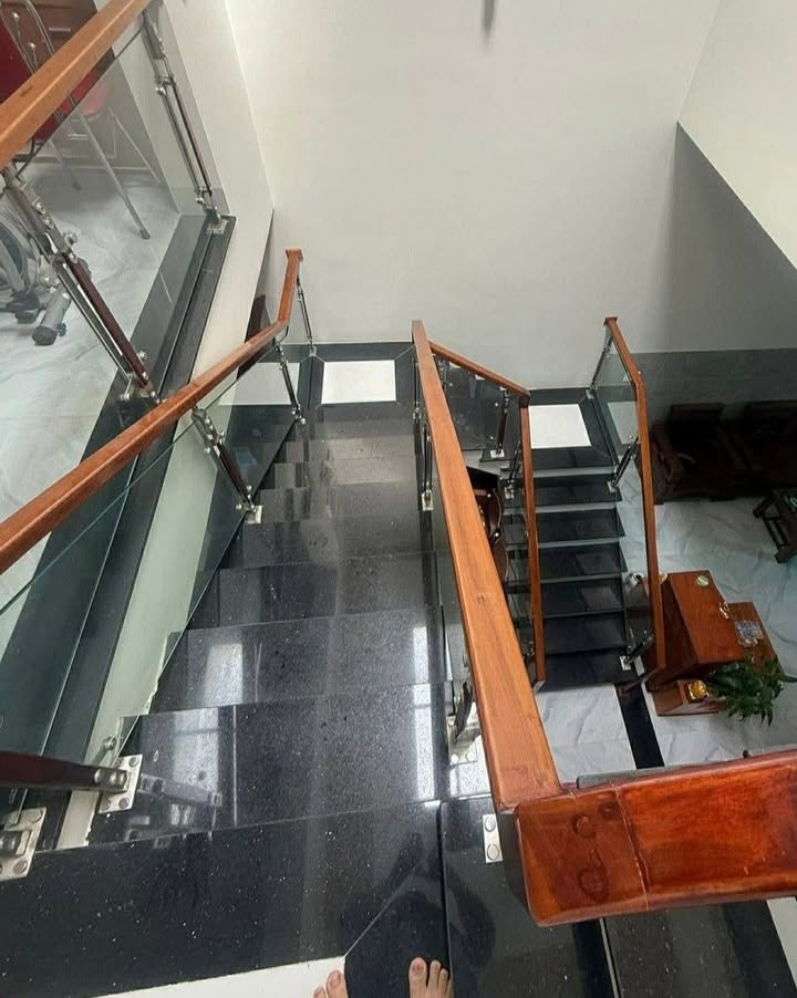 Nhà Kiên Cố 2 Tầng Gần KĐT Phú Mỹ Nghĩa, Quảng Ngãi - Sổ Hồng Riêng 200m²