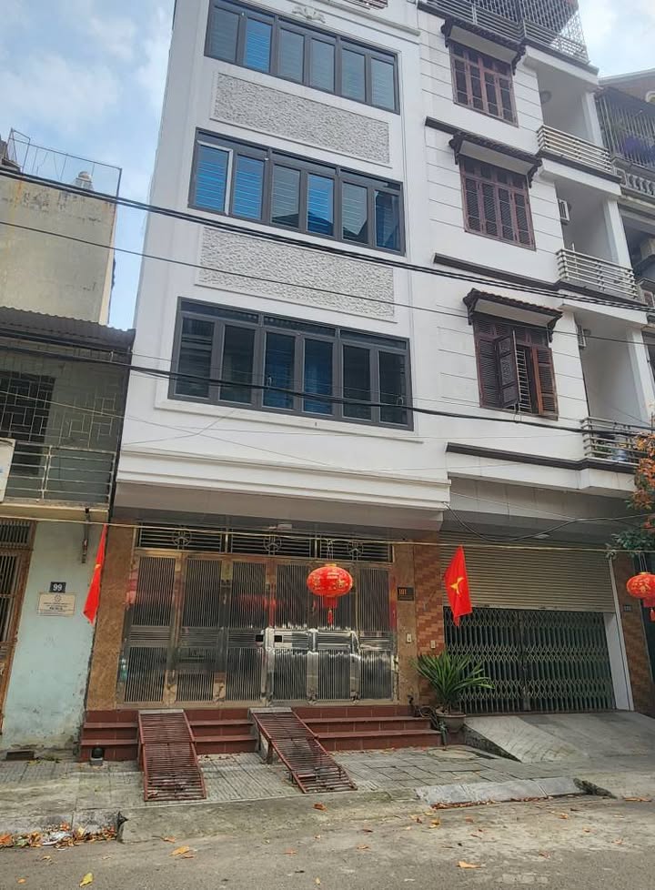 Nhà Mặt Tiền Trần Đăng Ninh, Hà Đông 50m² - Kinh Doanh Đắc Lộc 20 Tỷ