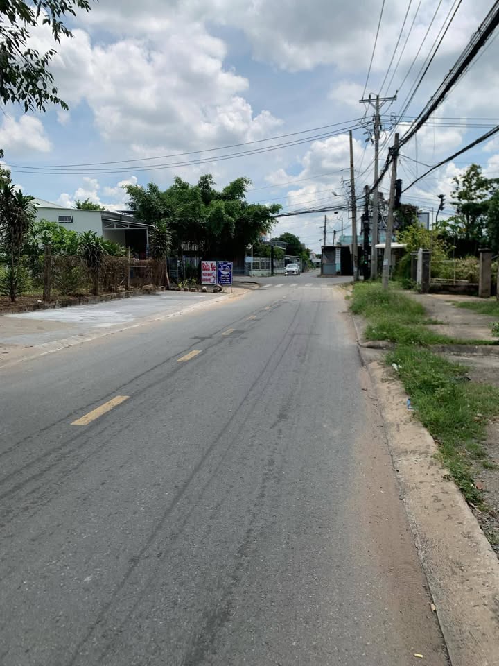 Đất nền Lê Hoàng Chiếu, Bình Đại 730m² - Sổ đỏ chính chủ!