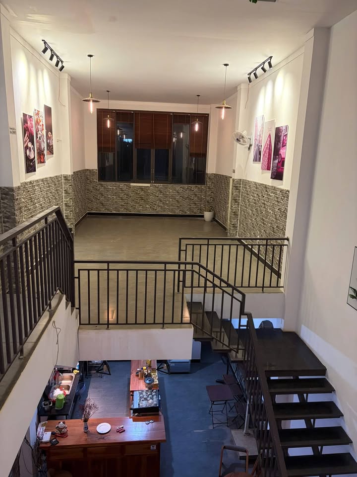 Cho thuê mặt bằng kinh doanh Bờ kè Hội Phú, Pleiku - 115m², 10 triệu/tháng