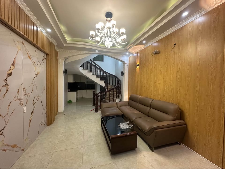 Cho thuê nhà 40m², 4 tầng, 3 ngủ đường Văn Cao, Hải Phòng - Giá 7 triệu