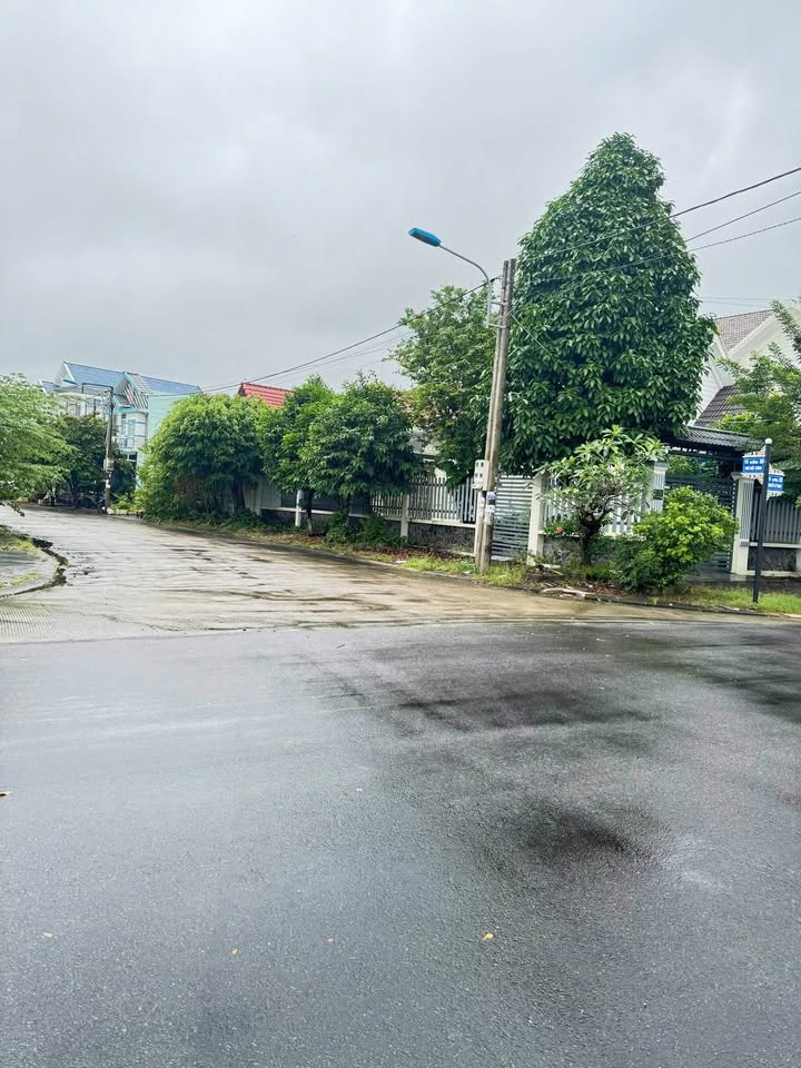 Đất nền Phó Đức Chính Cà Mau 107.5m² - Sổ hồng riêng, vị trí đắc địa!