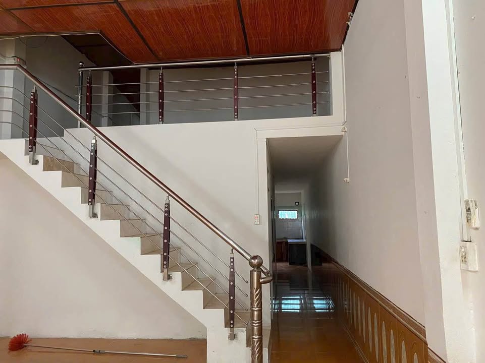 Nhà 100m² Trần Thị Lan, Lào Cai - Sẵn Sàng Về Ở Ngay