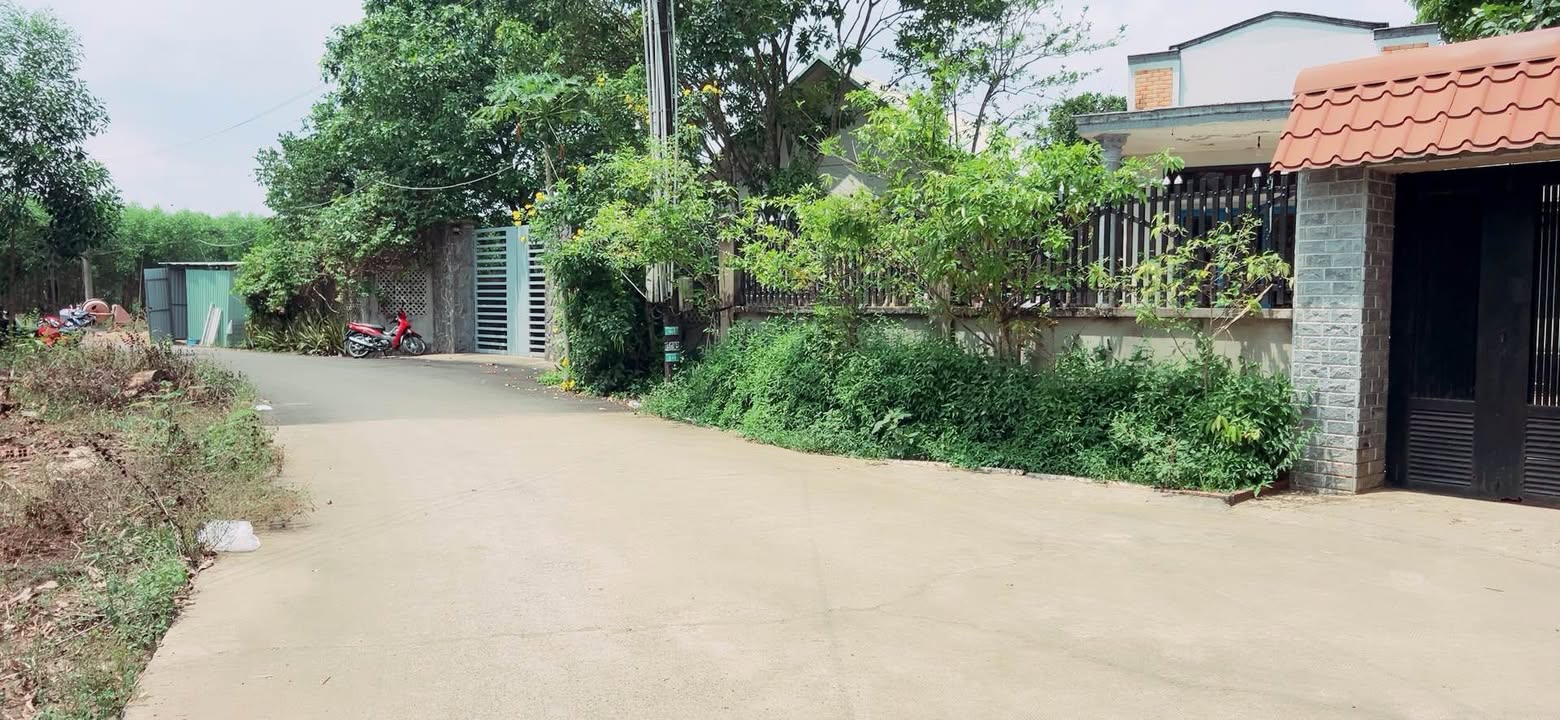 Nhà Xã An Viễn Trảng Bom 135m² Sổ Riêng - Giá 1.39 Tỷ