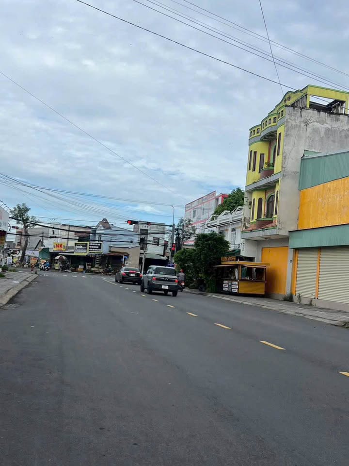 Bán Nền + Nhà Tiền Chế Tôn Đức Thắng, Cao Lãnh 90m² - Kinh doanh sầm uất, Thu nhập ngay 3.99 tỷ