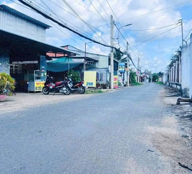 Nhà Phố Nguyễn Văn Trung Bến Tre 537.4m² – Mặt tiền kinh doanh đắc địa!