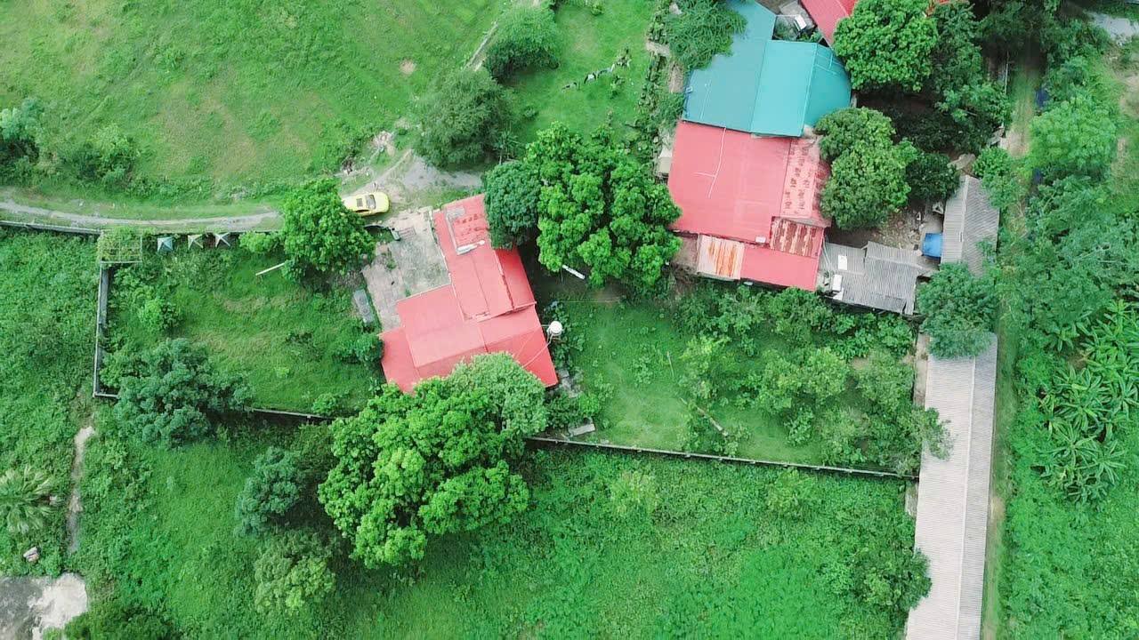 Bán nhà vườn Lương Sơn 1400m² giá 3 tỷ - Nghỉ dưỡng lý tưởng!