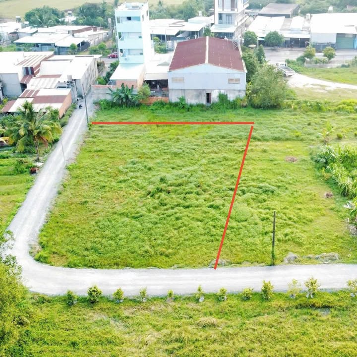 Đất Nền Củ Chi 642.4m² - Góc 2 Mặt Tiền, Sổ KDC, Giá 2.7 Tỷ