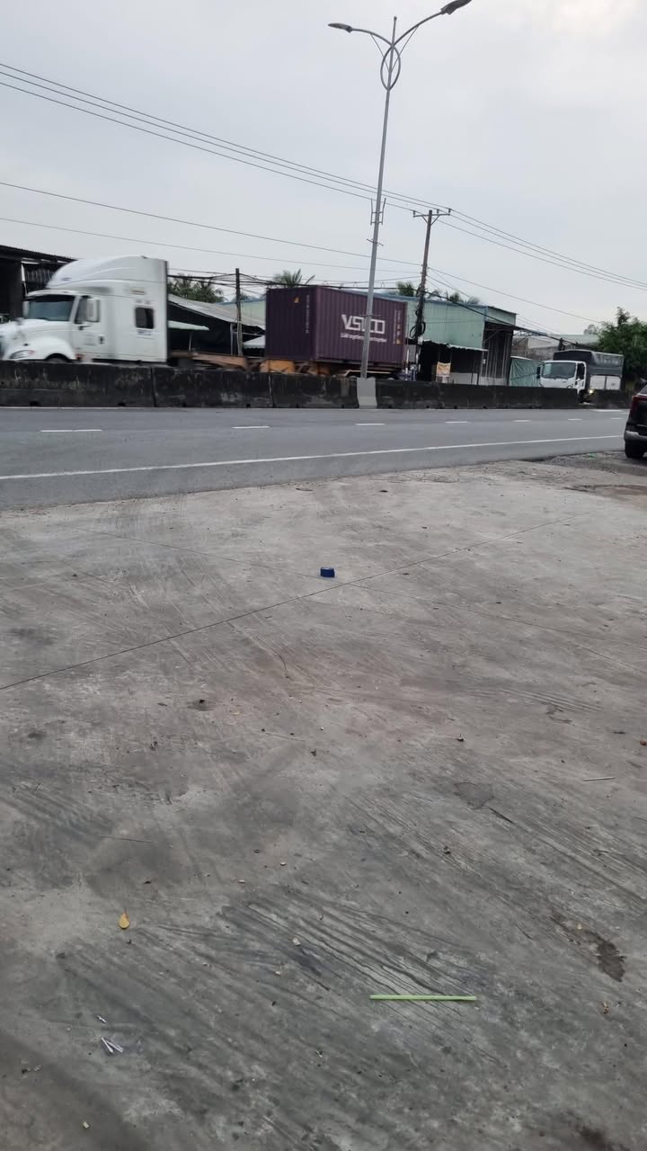 Bán Đất Mặt Tiền QL1A Cái Bè, Tiền Giang - 10.450m² - Giá 55 Tỷ