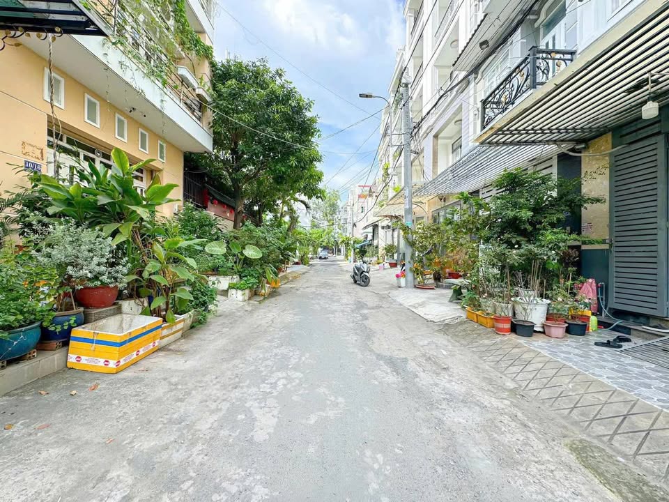 Đất Nền 70m² Huỳnh Tấn Phát, Nhà Bè - Sổ Hồng Riêng, Giá 5.5 Tỷ