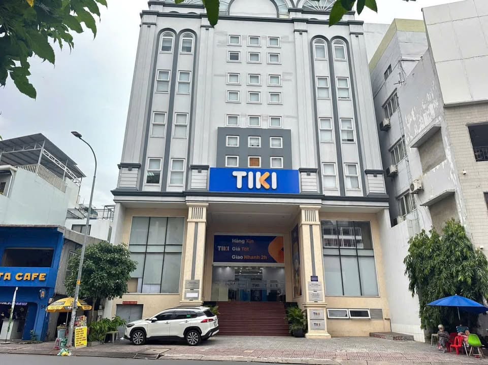 Cho thuê Tòa nhà 9 tầng mặt tiền Võ Văn Tần, Quận 3 - 2000m² kinh doanh đa ngành