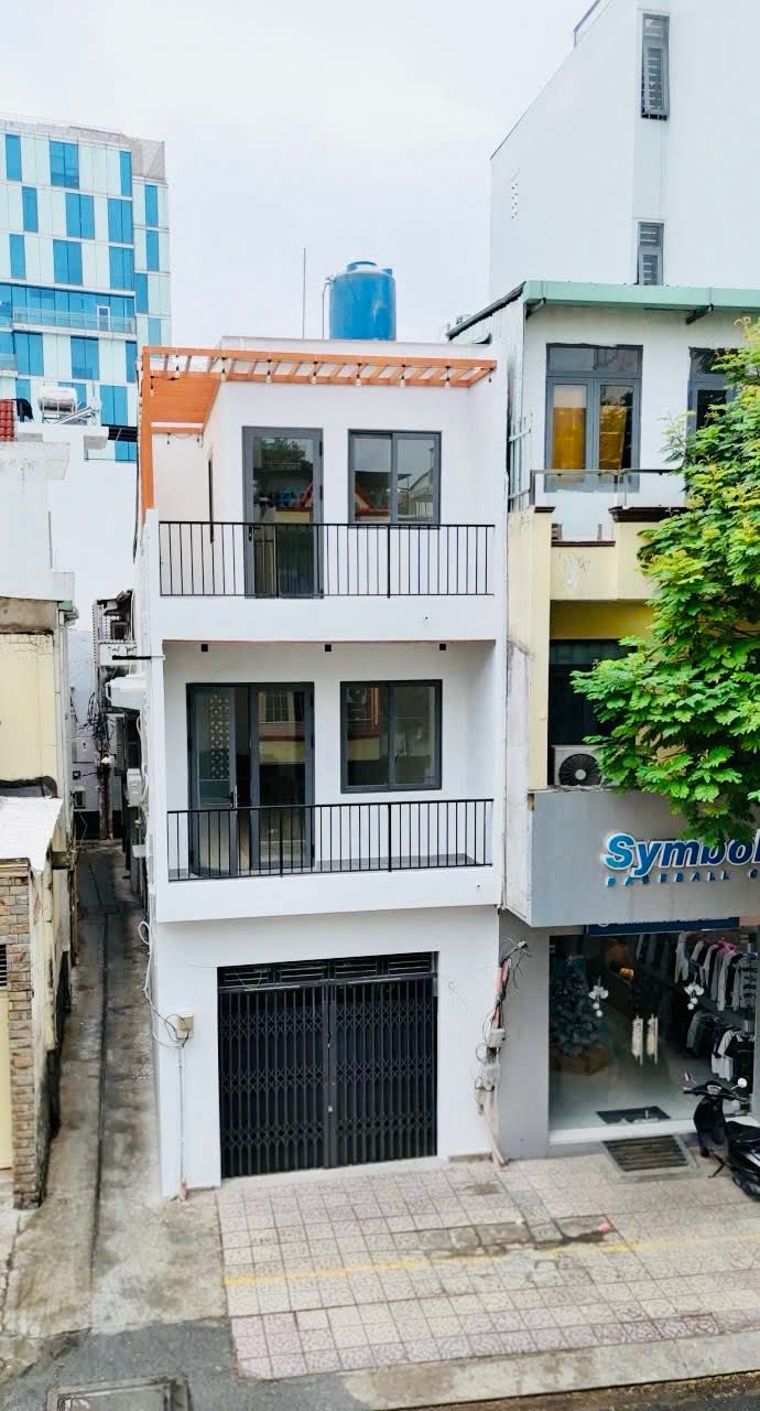 Nhà phố Quận 3 49m² giá 17.9 tỷ - Mặt tiền kinh doanh đắc địa!