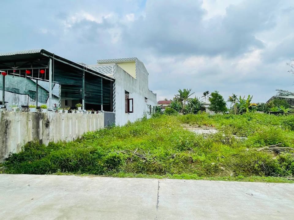 Đất nền Đại Lộc 180m² Quảng Nam - Sổ đỏ chính chủ, đường ô tô!