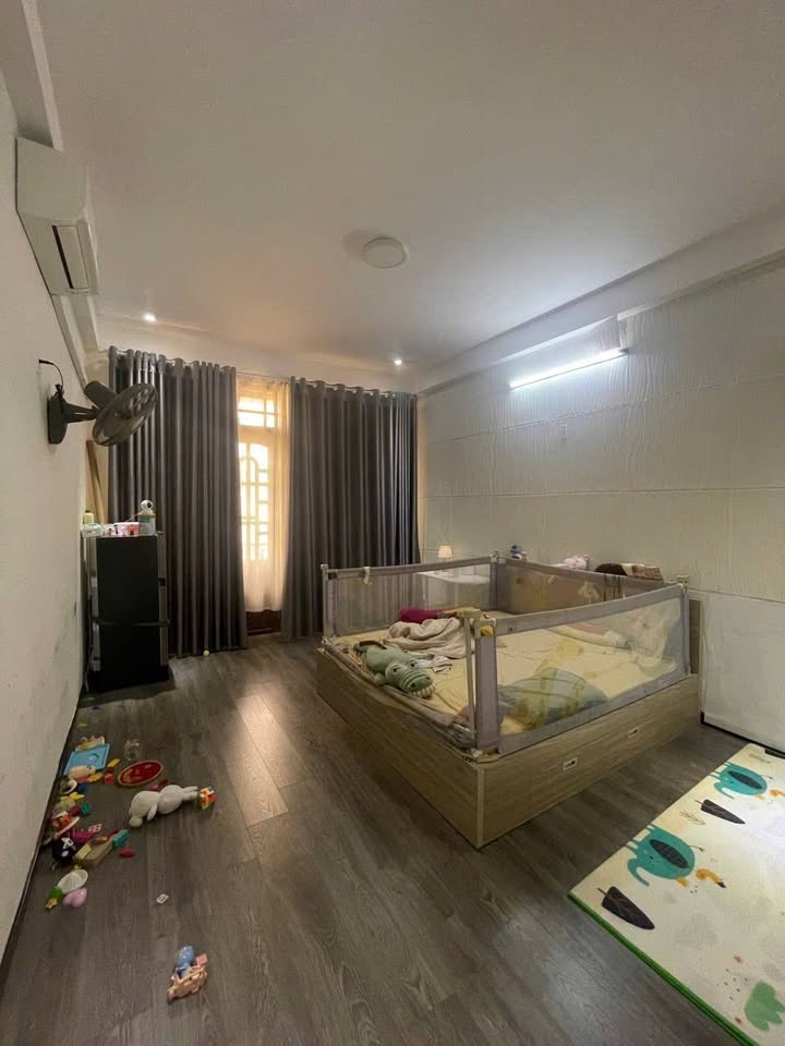 Nhà Mặt Tiền Đinh Công Tráng Hải Châu 62m² - 6PN - 8.8 Tỷ