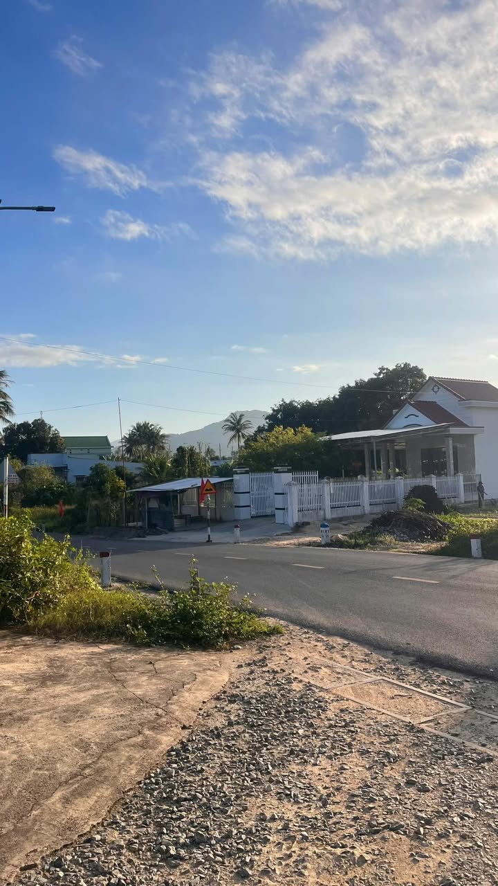 Đất nền Cam Hiệp Nam, Cam Lâm 1200m² - Sổ đỏ chính chủ, xây dựng tự do!