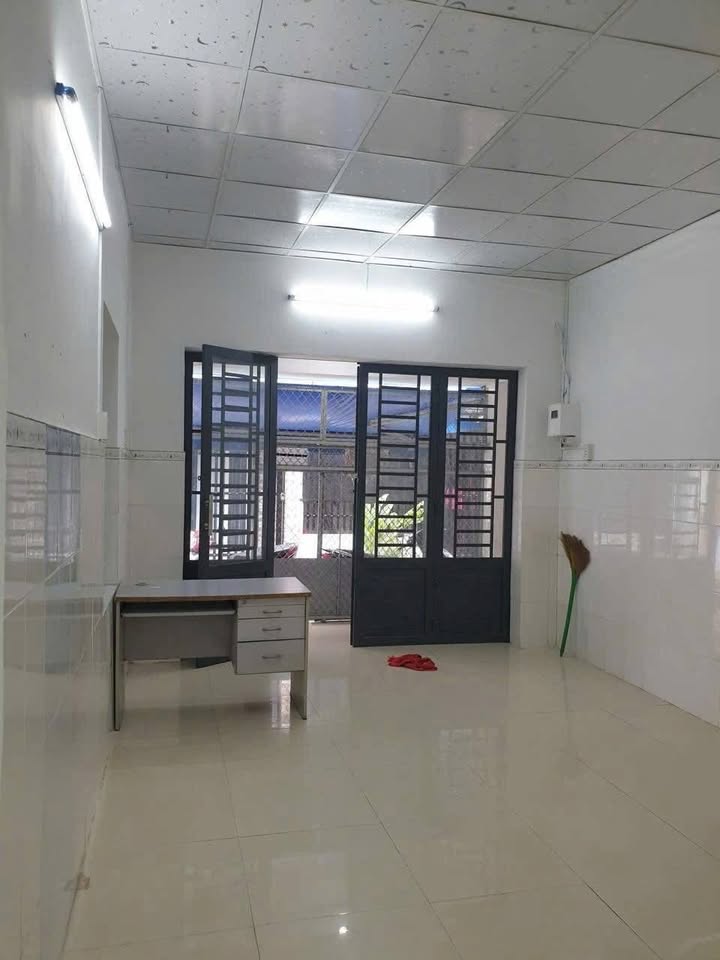 Nhà Phú Lợi Thủ Dầu Một 53m² giá 1.9 tỷ - Sổ hồng sẵn!