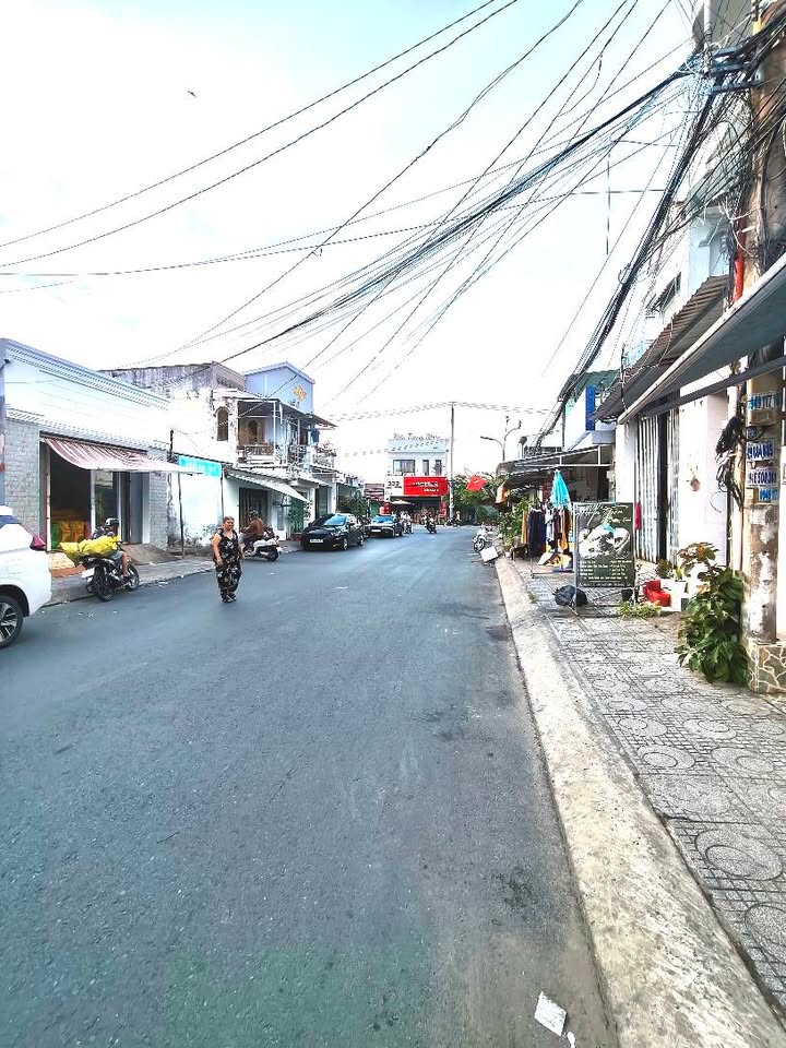 Nhà Mặt Tiền Mạc Đĩnh Chi, Rạch Giá - Kinh Doanh Đắc Lợi 40m²