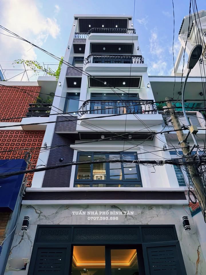 Nhà Phố Bình Tân 72m² - Ô tô vào tận nhà, sẵn sàng ở ngay!