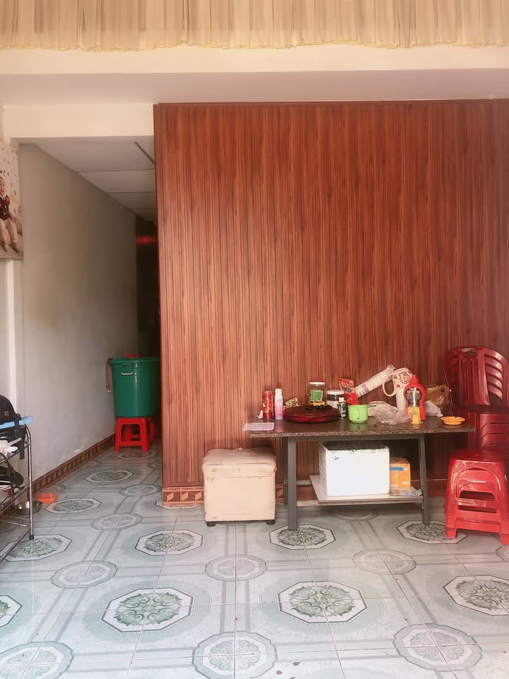 Nhà Mặt Tiền Kinh Doanh Đường 1/5 Quy Nhơn - 30m², Sổ Đỏ, 1.5 Tỷ