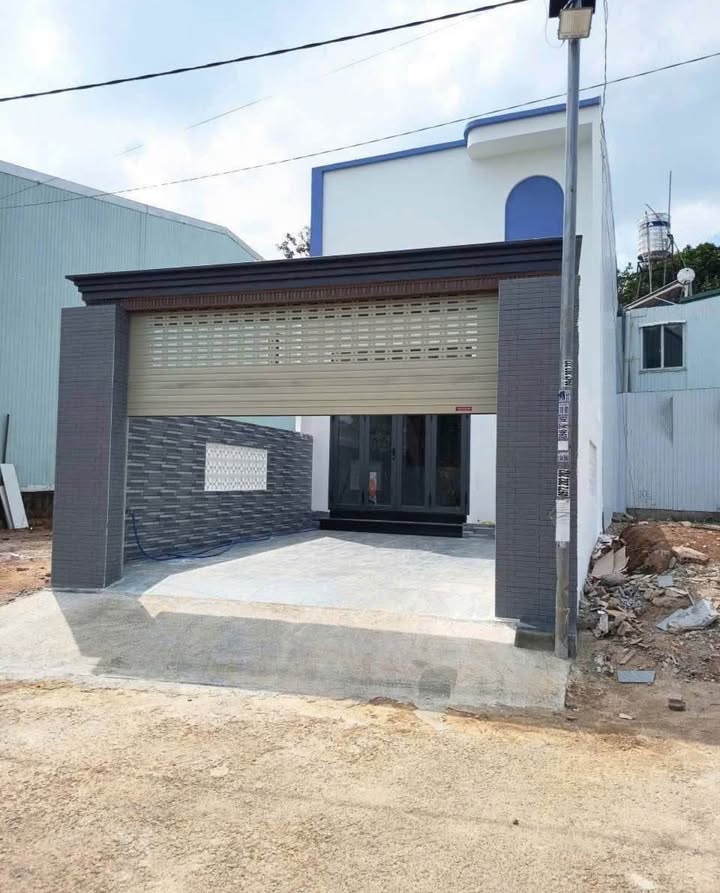 Nhà riêng Bảo Lộc 110m² - Sẵn sàng ở ngay, gần chợ Khu 6!