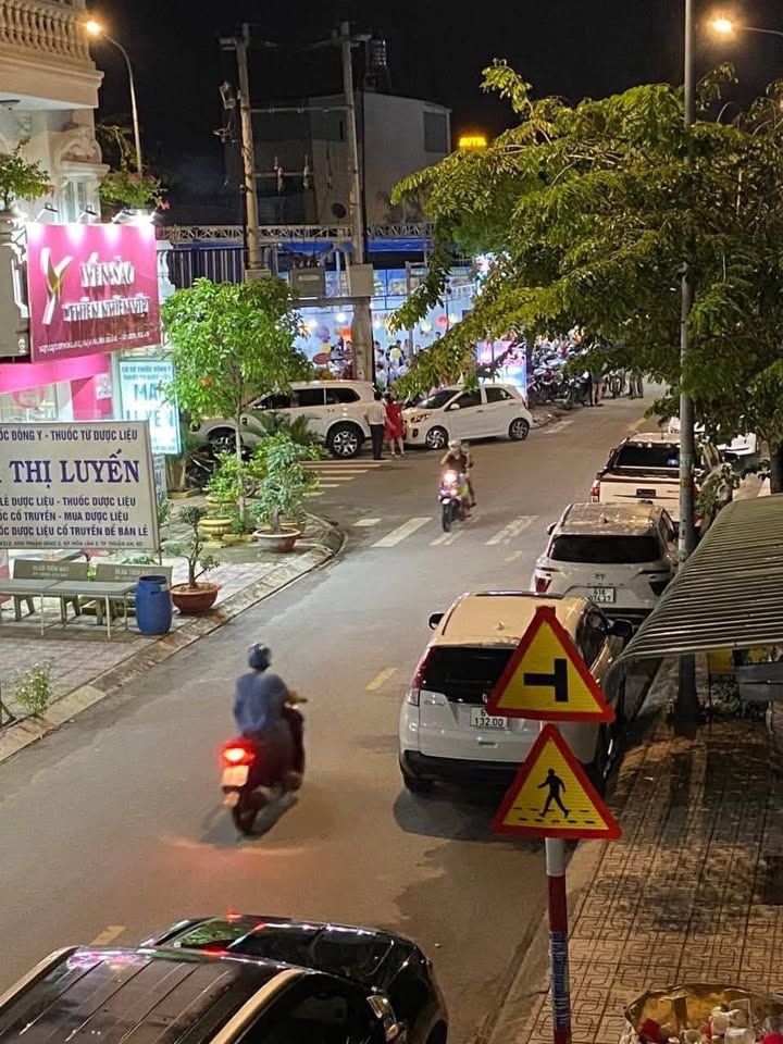 Nhà riêng KDC Thuận Giao Thủ Đức 75m² - Vị trí đẹp kinh doanh!