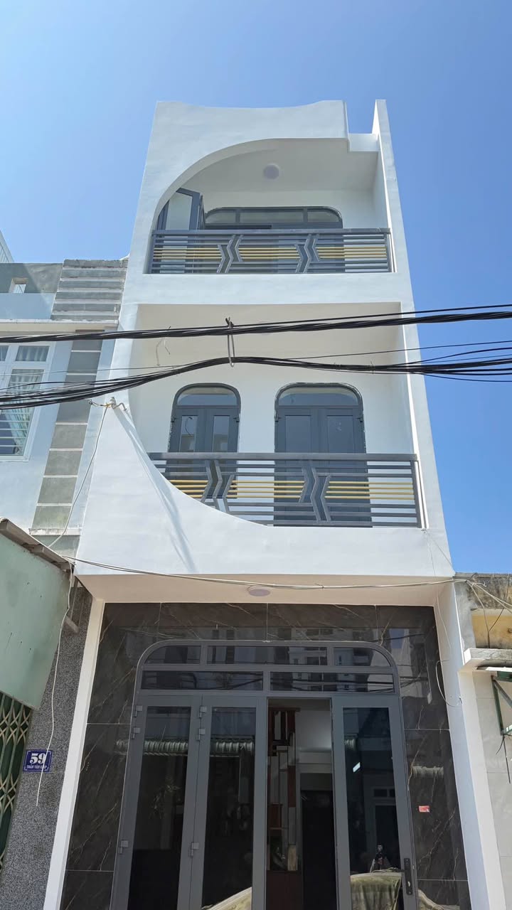 Nhà 3 Tầng Mặt Tiền Khu Thành Thái, Quy Nhơn - 52m², 4.2 Tỷ