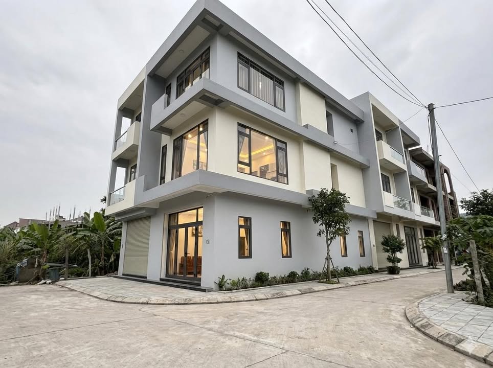 Nhà riêng Móng Cái 60m² giá 3 tỷ - Ô tô vào tận nhà!