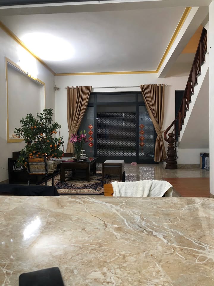 Nhà Riêng Khai Quang, Vĩnh Yên 4PN giá 9 triệu - Full nội thất, ở ngay!