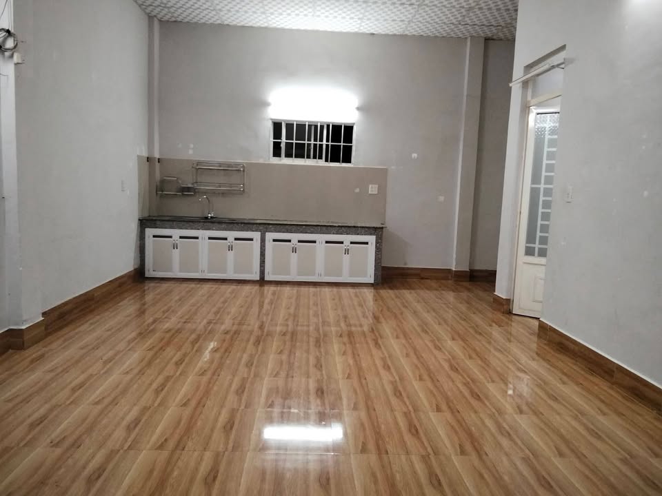 Cho thuê nhà nguyên căn hẻm Phan Đình Phùng, Bảo Lộc - 2 PN, 3 Triệu/tháng