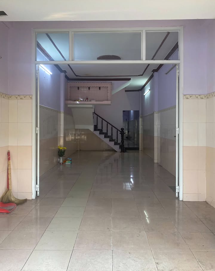 Nhà Mặt Tiền Tân Phú 72m² - Kinh Doanh Đa Ngành Nghề - Giá 12.5 Triệu