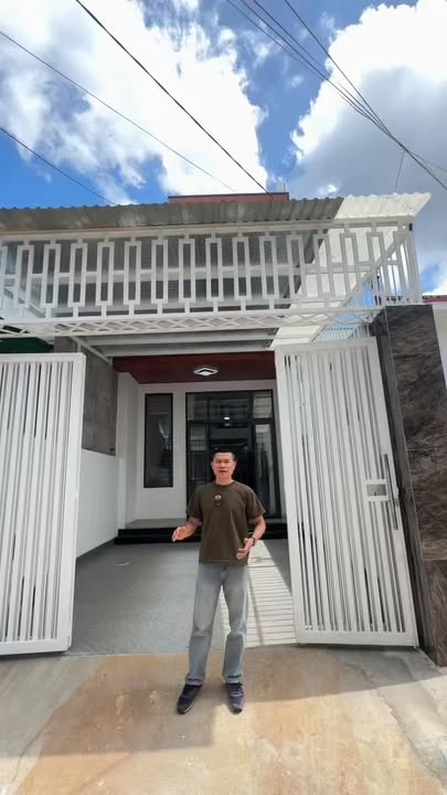 Nhà Mặt Tiền Hàm Nghi BMT - 112m² - Full Nội Thất, Sẵn Ở Ngay