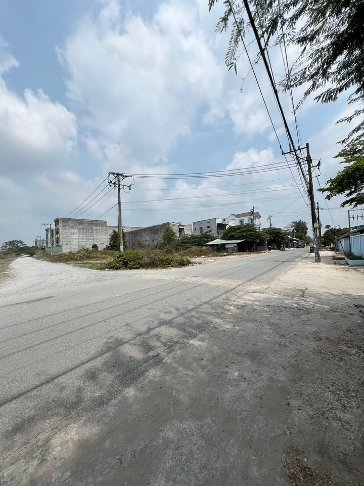 Bán Đất Góc 2 Mặt Tiền Tân Uyên 2864m² Gần KCN - Sẵn Sàng Đầu Tư