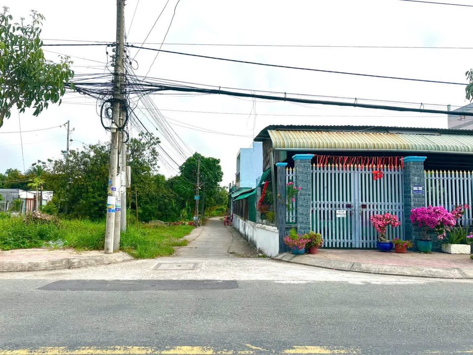 Đất nền Phường 4, Tân An 1.4 tỷ - Sổ đỏ chính chủ, ô tô tới nơi!