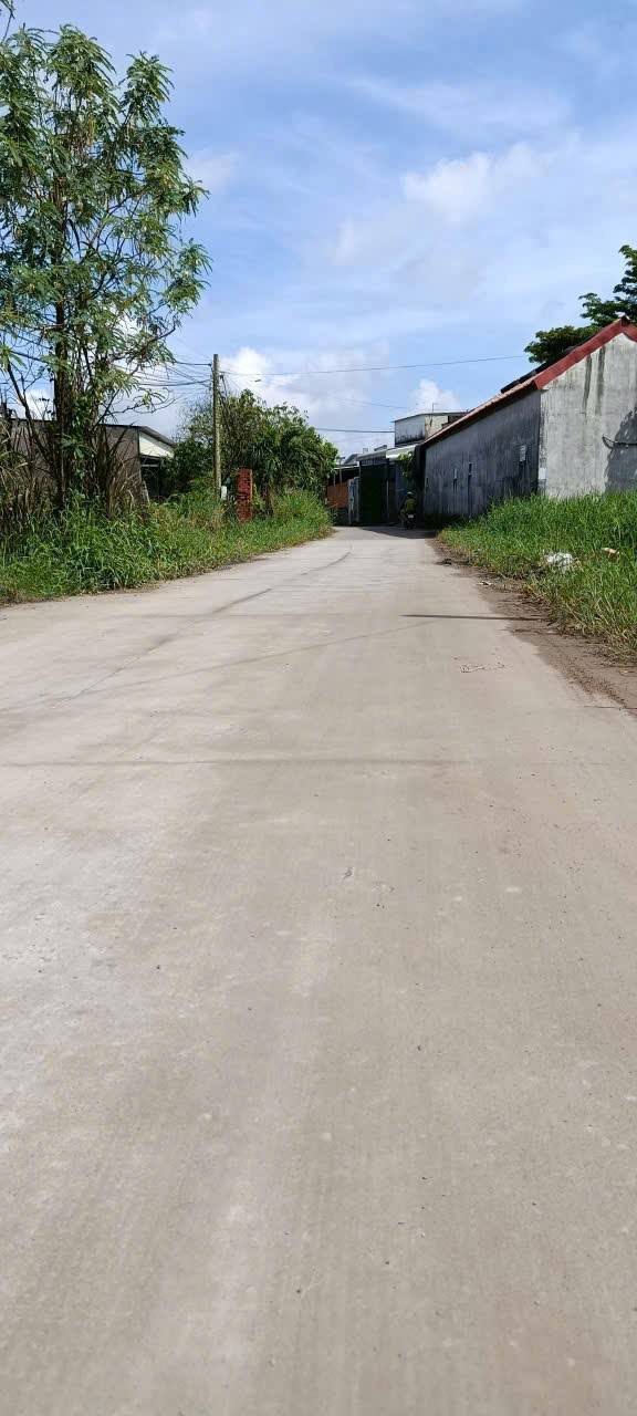 Nhà riêng 2PN Đức Hòa Long An 220m² - Chính chủ bán giá tốt!