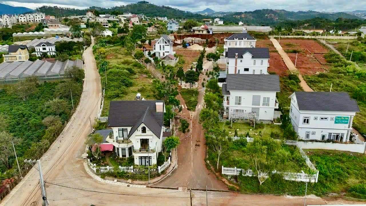 Đất nền Măng Lin, Đà Lạt 260m² - Đất thổ cư 100%, ô tô vào tận nơi!