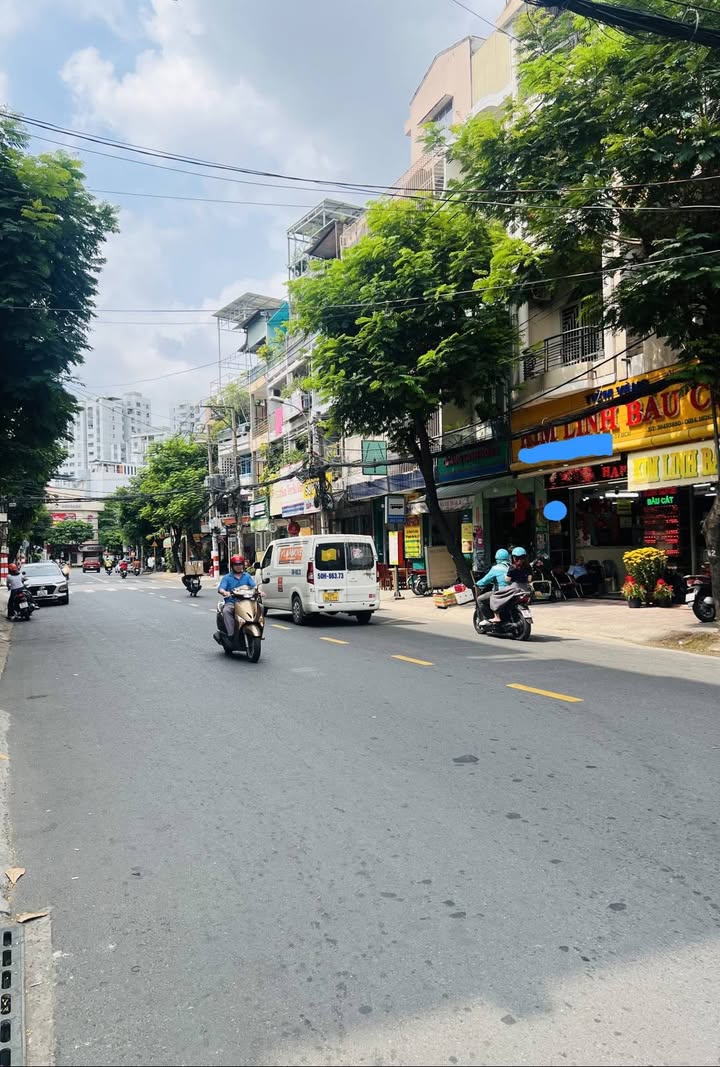 Nhà Phố Quận Tân Bình 72m² - Mặt tiền kinh doanh sầm uất!