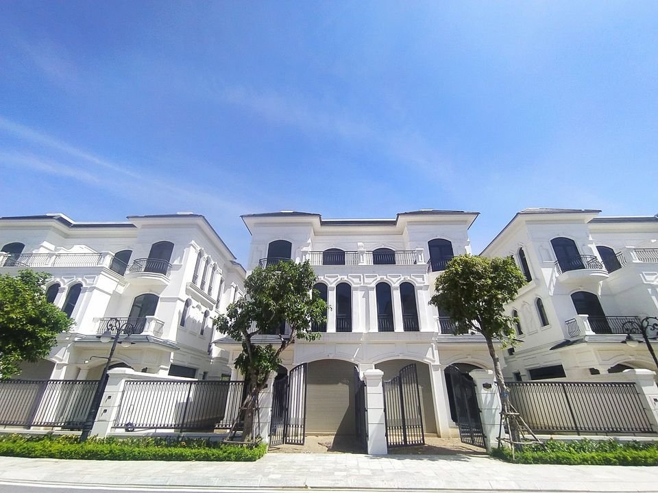 Bán Gấp Song Lập Vinhomes Thanh Hóa 180m² - View Sông, 2 Thoáng