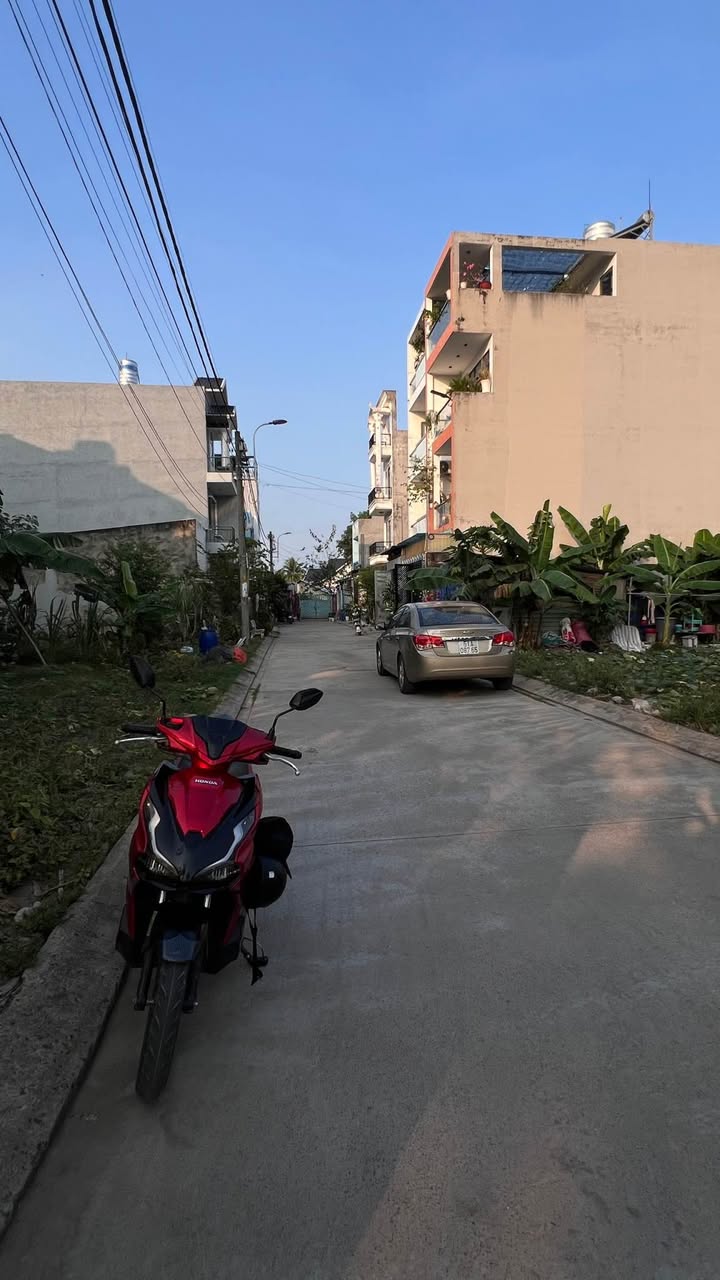 Đất nền KĐT Đông Tăng Long Thủ Đức 105.3m² - Sổ hồng sẵn, tiềm năng tăng giá!