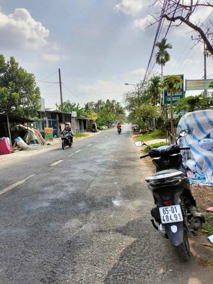 Đất nền 193m² Cần Thơ - Mặt tiền Nguyễn Chí Thanh, Đường to ô tô